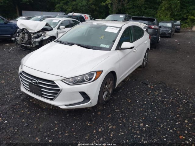 Photo 1 VIN: 5NPD84LF9HH186556 - HYUNDAI ELANTRA 