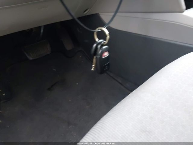 Photo 10 VIN: 5NPD84LF9HH186556 - HYUNDAI ELANTRA 