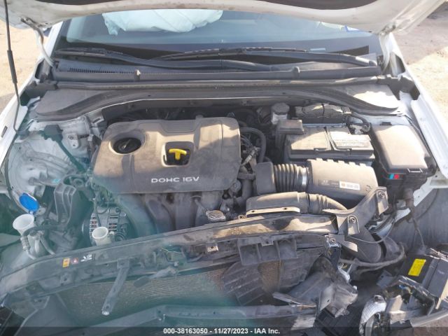 Photo 9 VIN: 5NPD84LF9JH214300 - HYUNDAI ELANTRA 