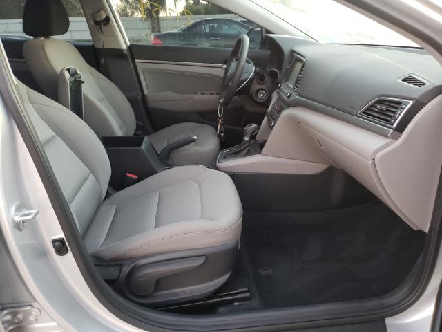 Photo 4 VIN: 5NPD84LF9JH224700 - HYUNDAI ELANTRA SE 