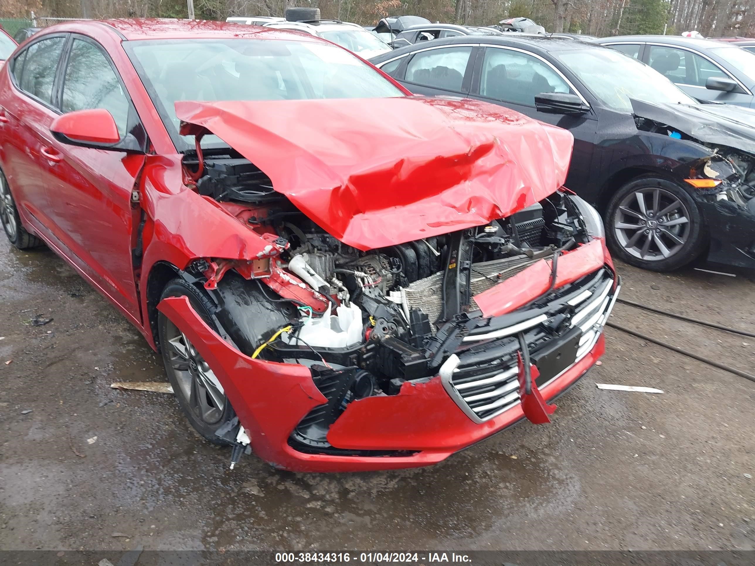 Photo 5 VIN: 5NPD84LF9JH225572 - HYUNDAI ELANTRA 