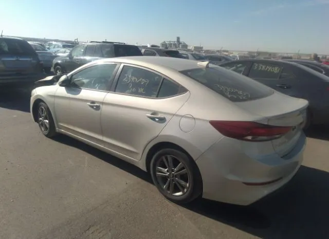 Photo 2 VIN: 5NPD84LF9JH225670 - HYUNDAI ELANTRA 