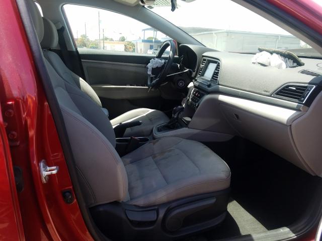 Photo 4 VIN: 5NPD84LF9JH233039 - HYUNDAI ELANTRA SE 