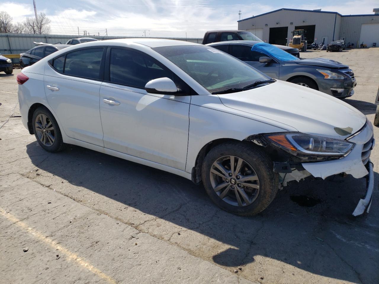 Photo 3 VIN: 5NPD84LF9JH236071 - HYUNDAI ELANTRA 