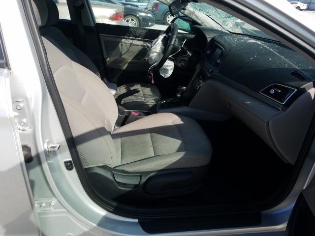 Photo 4 VIN: 5NPD84LF9JH237690 - HYUNDAI ELANTRA SE 