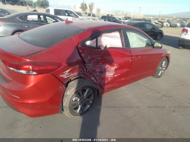 Photo 3 VIN: 5NPD84LF9JH242758 - HYUNDAI ELANTRA 