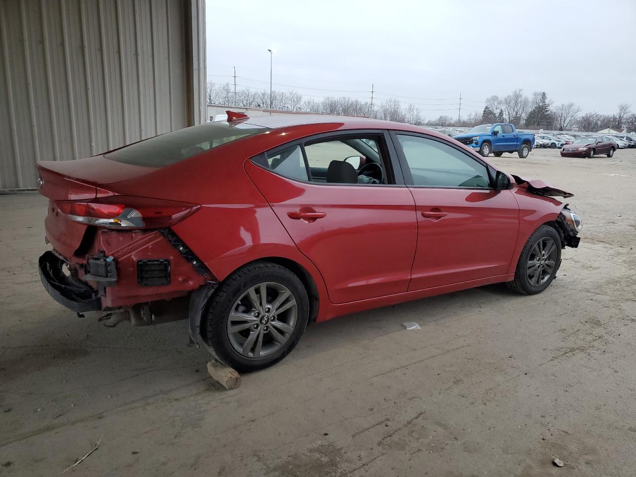 Photo 2 VIN: 5NPD84LF9JH298182 - HYUNDAI ELANTRA 