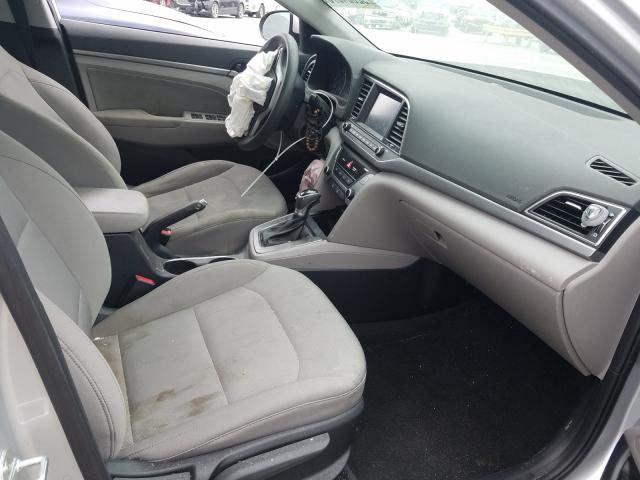 Photo 4 VIN: 5NPD84LF9JH299266 - HYUNDAI ELANTRA SE 