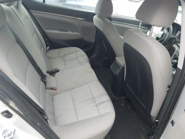 Photo 5 VIN: 5NPD84LF9JH299266 - HYUNDAI ELANTRA SE 