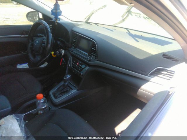 Photo 4 VIN: 5NPD84LF9JH299767 - HYUNDAI ELANTRA 