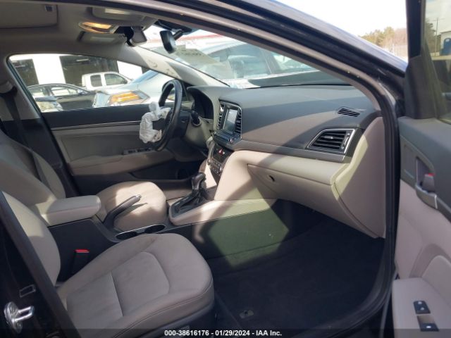 Photo 4 VIN: 5NPD84LF9JH301758 - HYUNDAI ELANTRA 