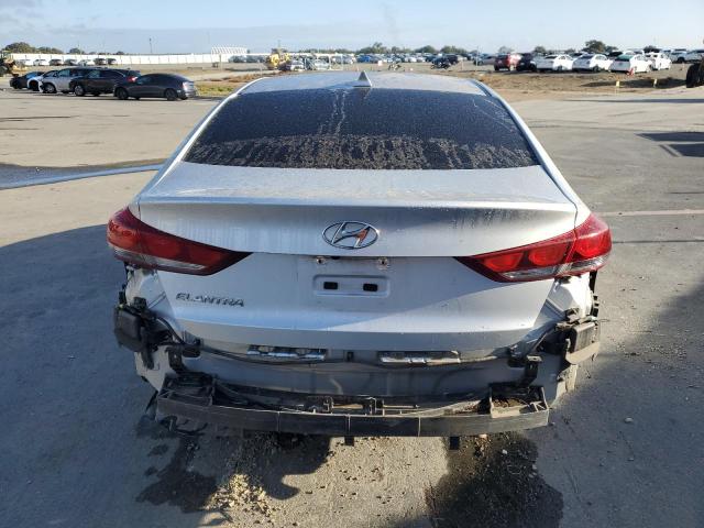 Photo 5 VIN: 5NPD84LF9JH302666 - HYUNDAI ELANTRA 