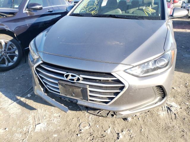 Photo 8 VIN: 5NPD84LF9JH315238 - HYUNDAI ELANTRA SE 