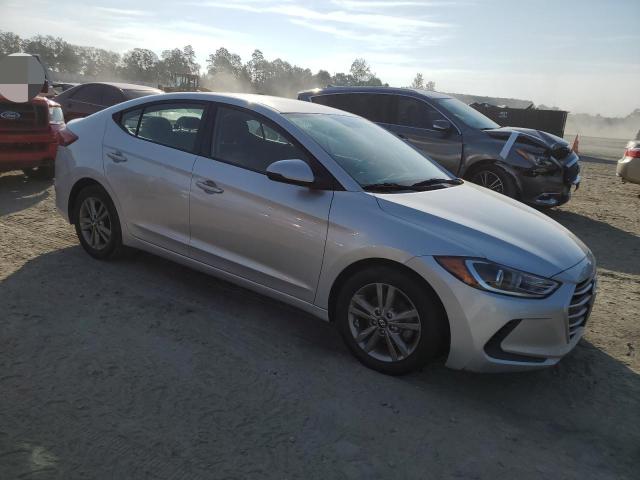 Photo 3 VIN: 5NPD84LF9JH315739 - HYUNDAI ELANTRA SE 