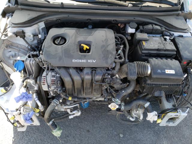 Photo 6 VIN: 5NPD84LF9JH316793 - HYUNDAI ELANTRA SE 