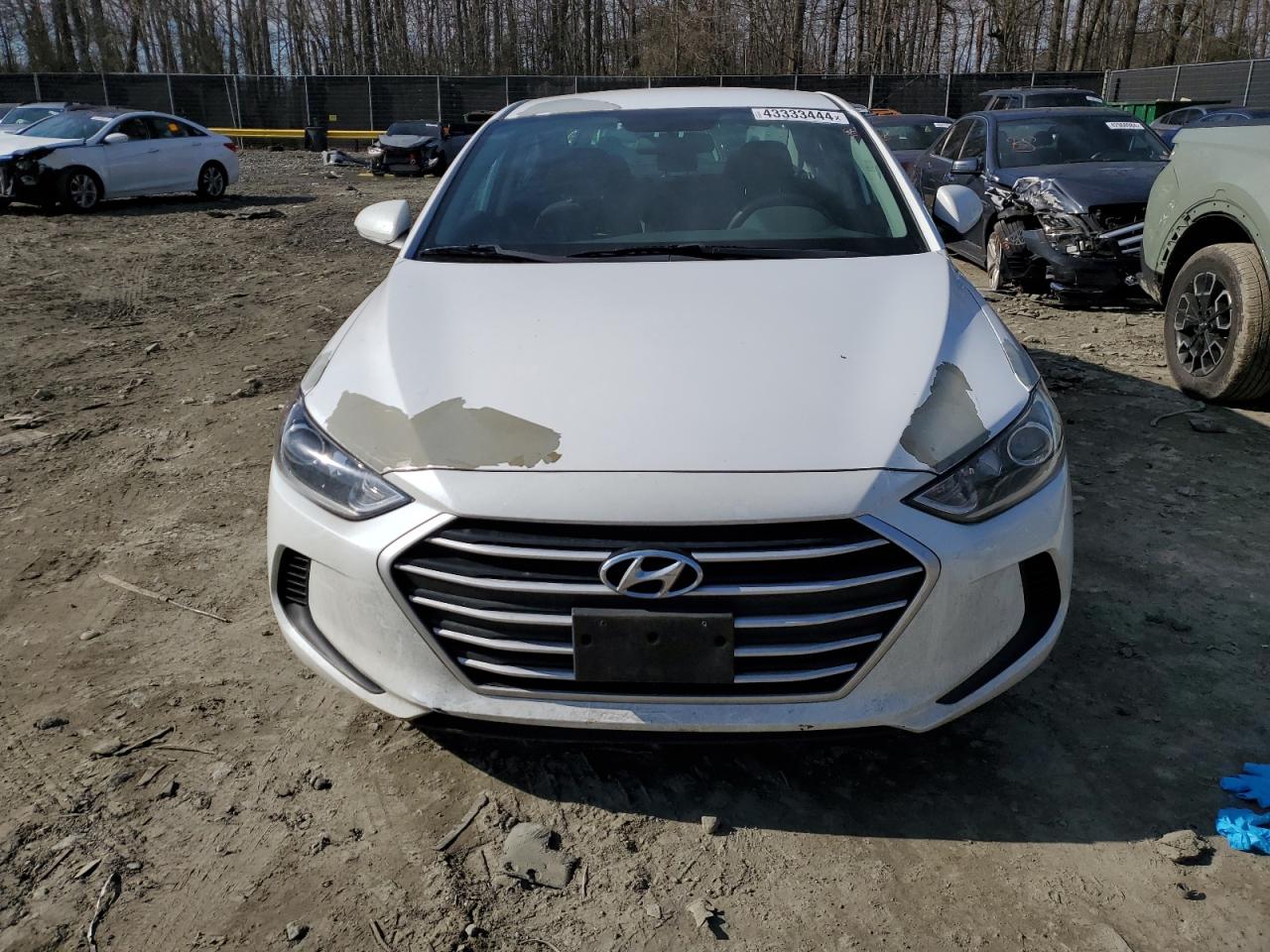 Photo 4 VIN: 5NPD84LF9JH318530 - HYUNDAI ELANTRA 