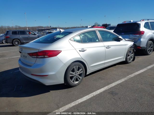 Photo 3 VIN: 5NPD84LF9JH326983 - HYUNDAI ELANTRA 