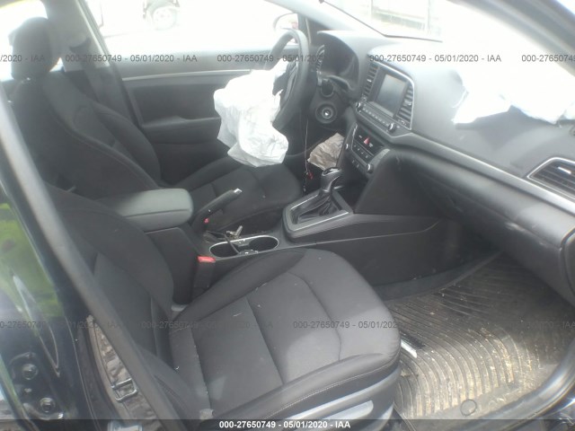 Photo 4 VIN: 5NPD84LF9JH328328 - HYUNDAI ELANTRA 