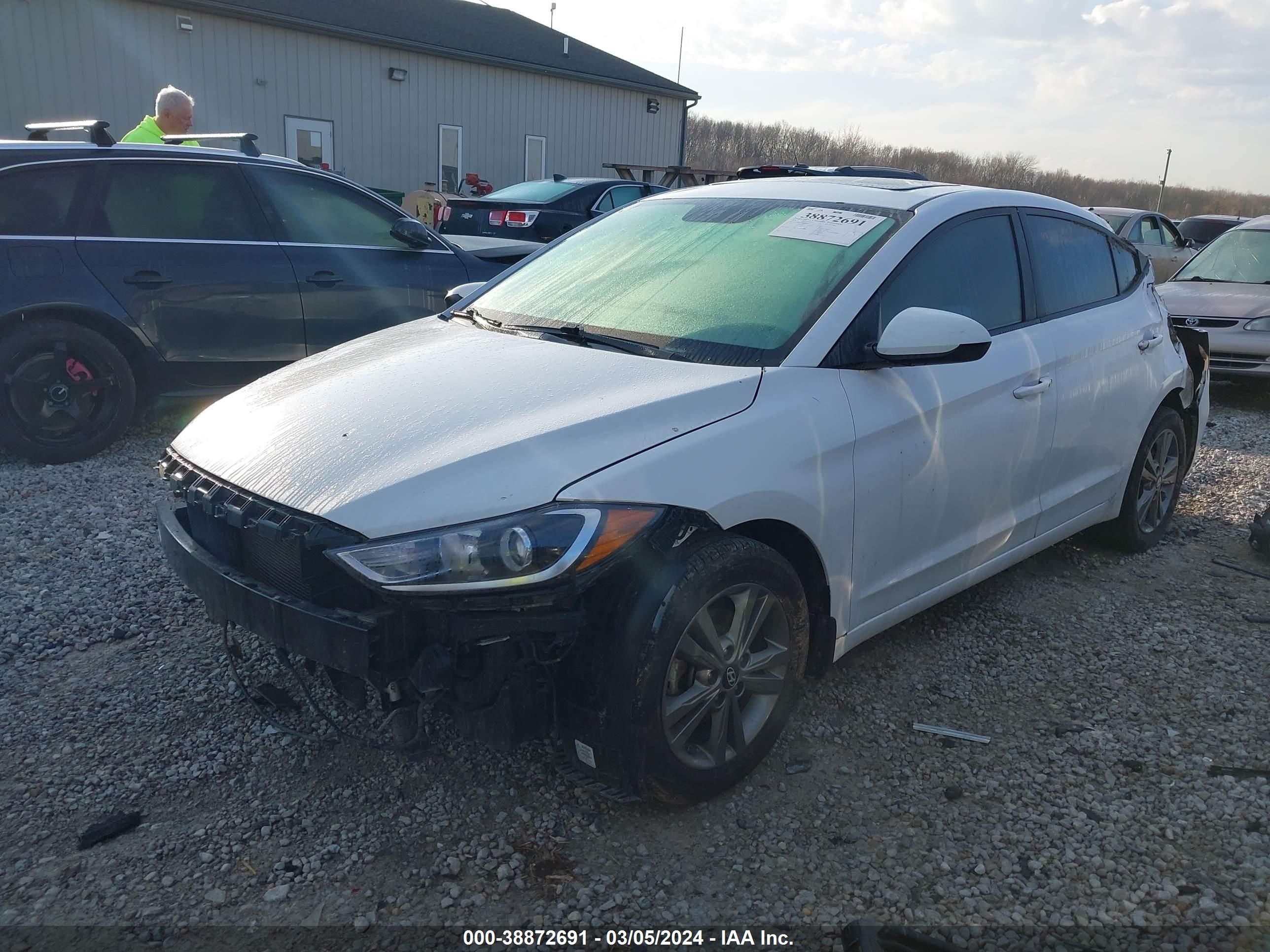 Photo 1 VIN: 5NPD84LF9JH349910 - HYUNDAI ELANTRA 