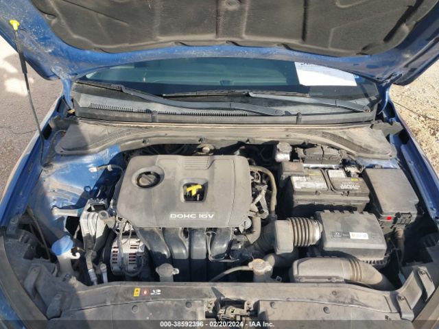 Photo 9 VIN: 5NPD84LF9JH366206 - HYUNDAI ELANTRA 