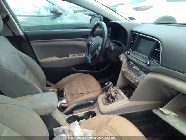 Photo 4 VIN: 5NPD84LF9JH374385 - HYUNDAI ELANTRA 