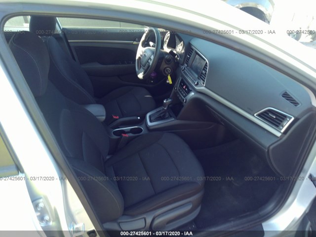 Photo 4 VIN: 5NPD84LF9JH376816 - HYUNDAI ELANTRA 