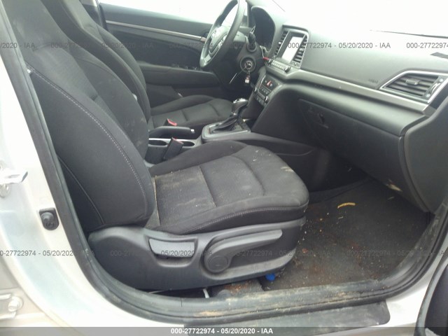 Photo 4 VIN: 5NPD84LF9JH378579 - HYUNDAI ELANTRA 