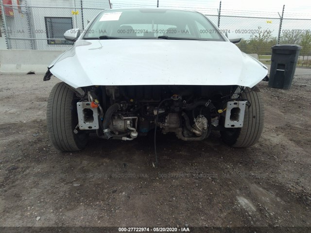 Photo 5 VIN: 5NPD84LF9JH378579 - HYUNDAI ELANTRA 