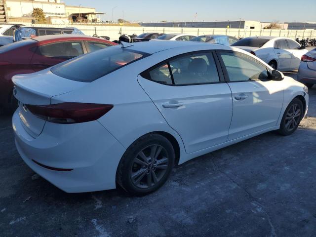 Photo 2 VIN: 5NPD84LF9JH385497 - HYUNDAI ELANTRA 