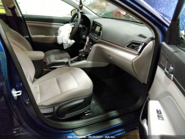 Photo 4 VIN: 5NPD84LF9JH403089 - HYUNDAI ELANTRA 