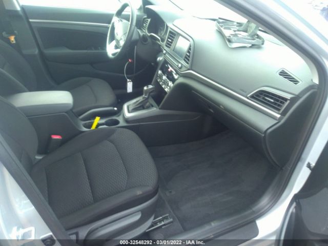 Photo 4 VIN: 5NPD84LF9KH410481 - HYUNDAI ELANTRA 