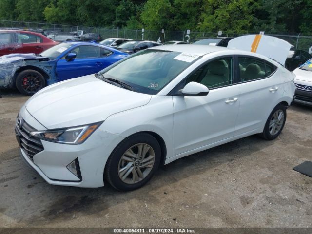 Photo 1 VIN: 5NPD84LF9KH413154 - HYUNDAI ELANTRA SE 