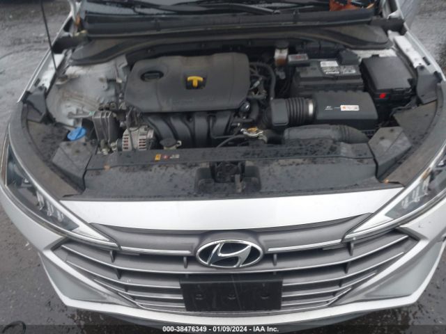 Photo 9 VIN: 5NPD84LF9KH417544 - HYUNDAI ELANTRA 