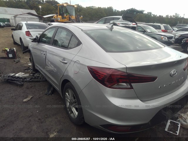 Photo 2 VIN: 5NPD84LF9KH417723 - HYUNDAI ELANTRA 