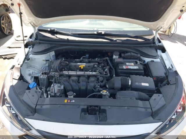 Photo 9 VIN: 5NPD84LF9KH418306 - HYUNDAI ELANTRA 