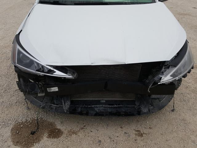 Photo 8 VIN: 5NPD84LF9KH418676 - HYUNDAI ELANTRA SE 