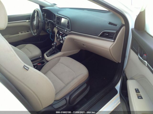 Photo 4 VIN: 5NPD84LF9KH418807 - HYUNDAI ELANTRA 