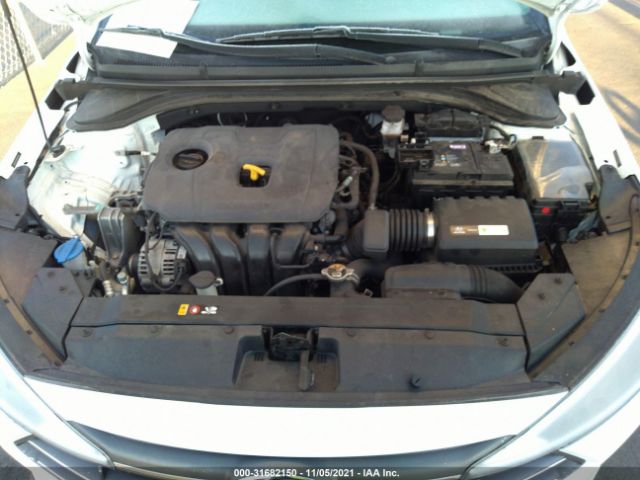 Photo 9 VIN: 5NPD84LF9KH418807 - HYUNDAI ELANTRA 