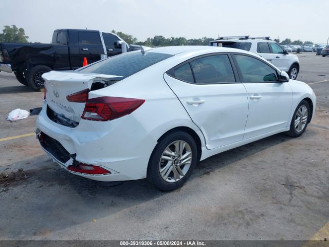 Photo 3 VIN: 5NPD84LF9KH423876 - HYUNDAI ELANTRA 