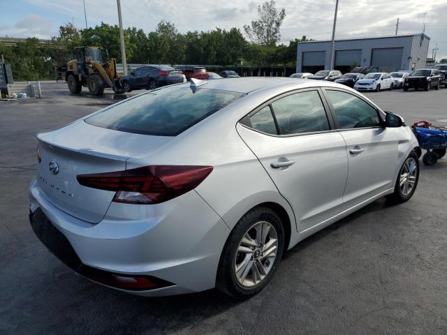 Photo 3 VIN: 5NPD84LF9KH430391 - HYUNDAI ELANTRA SE 