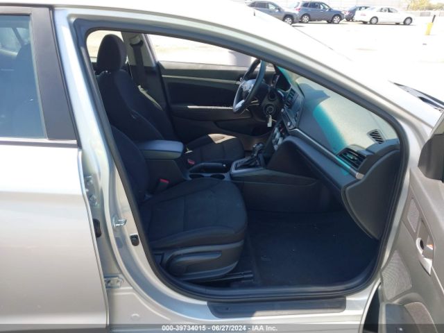 Photo 4 VIN: 5NPD84LF9KH431265 - HYUNDAI ELANTRA 