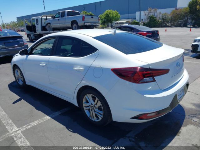 Photo 2 VIN: 5NPD84LF9KH436661 - HYUNDAI ELANTRA 