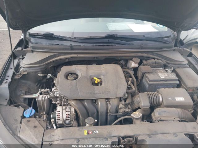 Photo 9 VIN: 5NPD84LF9KH453735 - HYUNDAI ELANTRA 