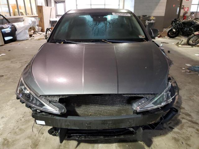 Photo 4 VIN: 5NPD84LF9KH479476 - HYUNDAI ELANTRA 