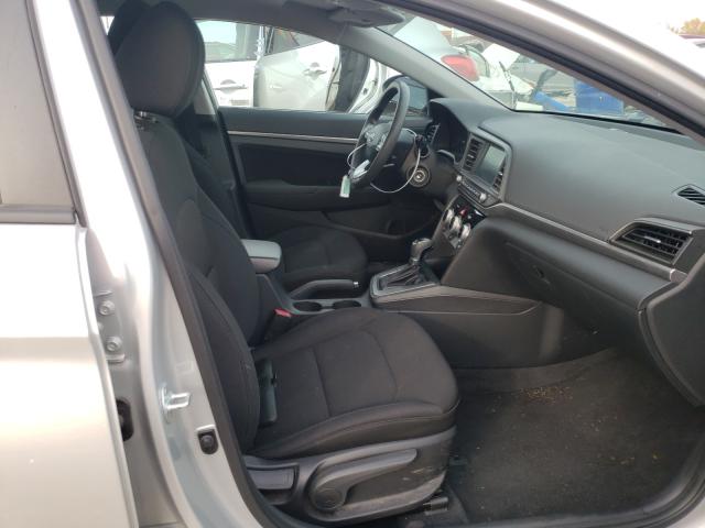 Photo 4 VIN: 5NPD84LF9KH484239 - HYUNDAI ELANTRA SE 