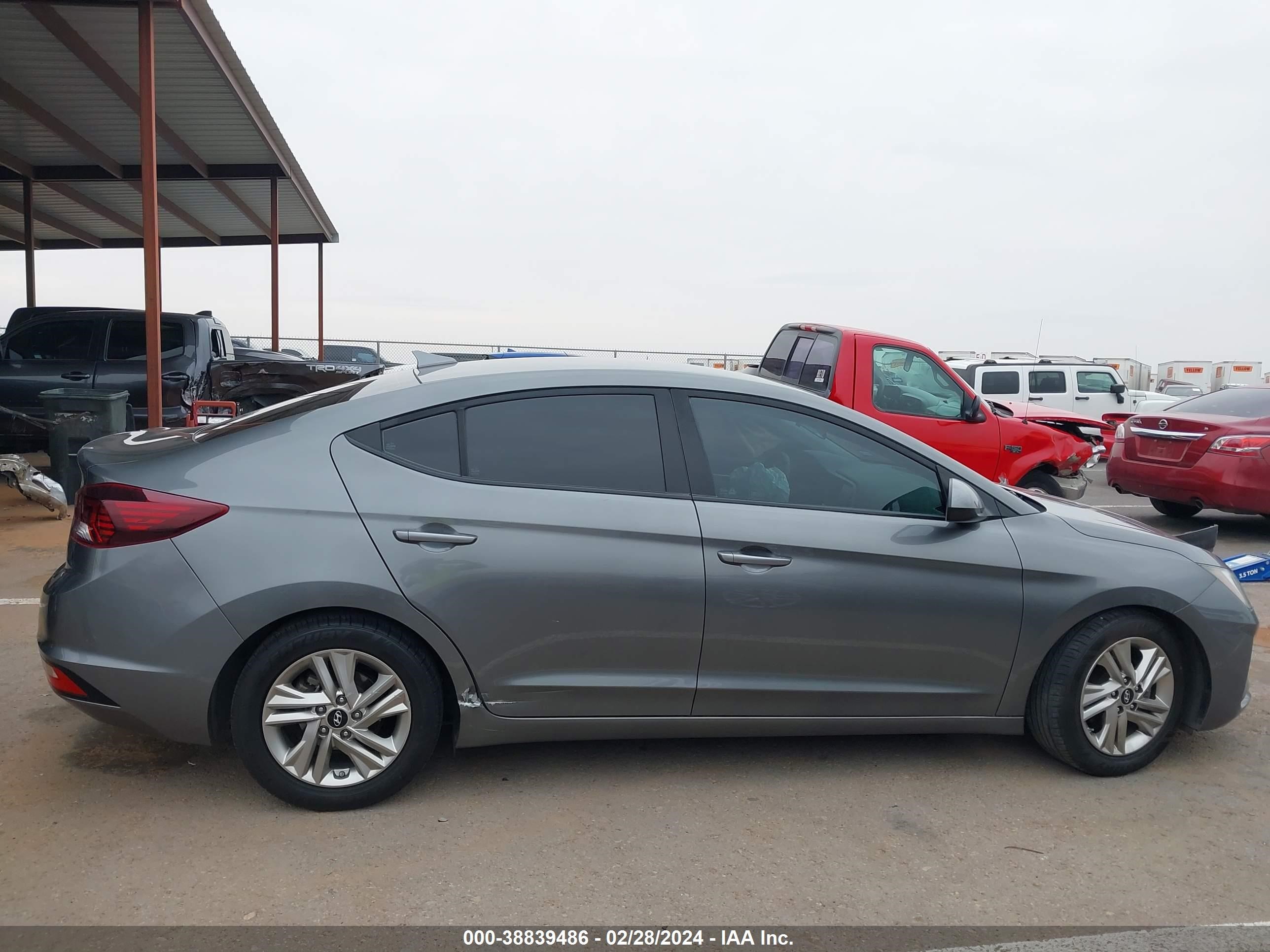 Photo 12 VIN: 5NPD84LF9LH503034 - HYUNDAI ELANTRA 