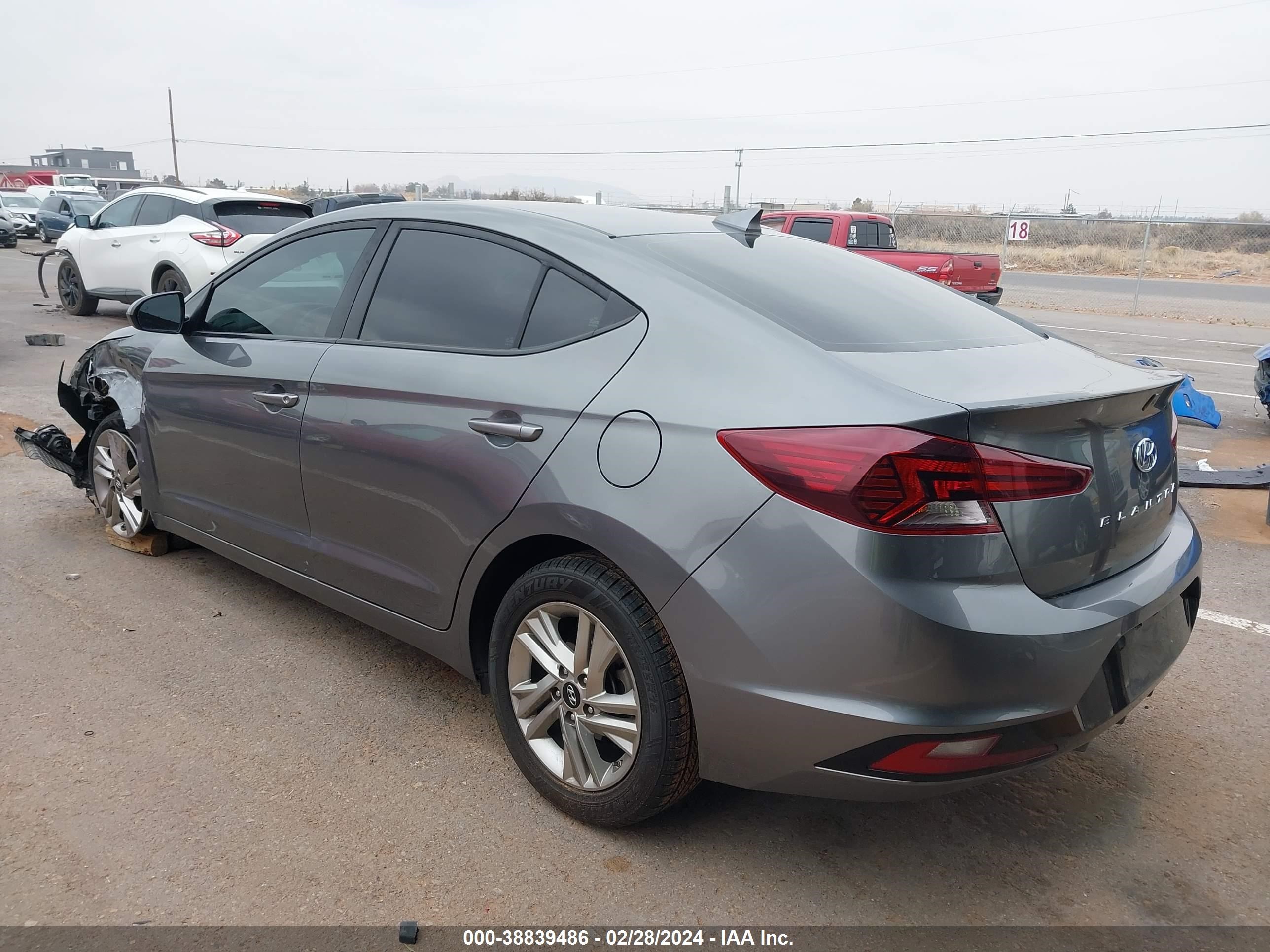 Photo 2 VIN: 5NPD84LF9LH503034 - HYUNDAI ELANTRA 