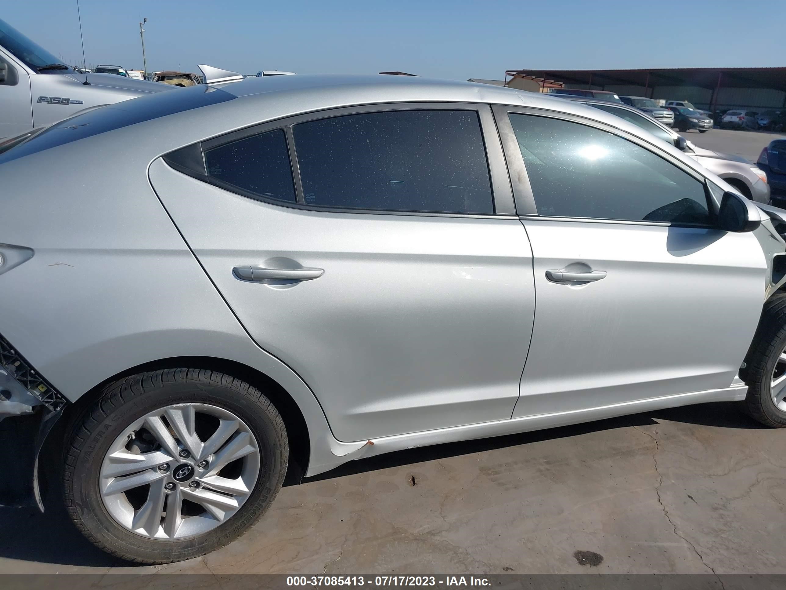 Photo 13 VIN: 5NPD84LF9LH508735 - HYUNDAI ELANTRA 