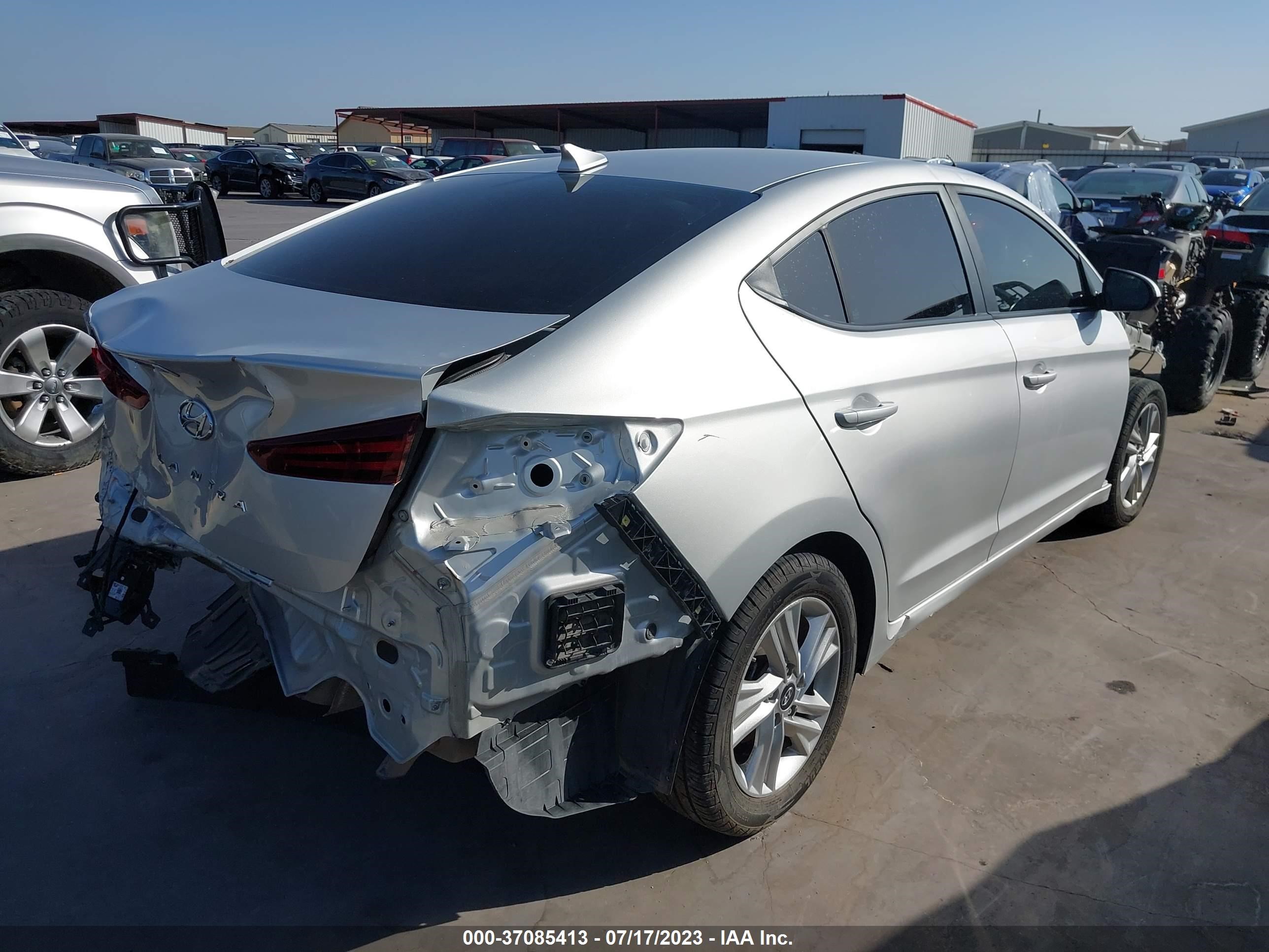 Photo 3 VIN: 5NPD84LF9LH508735 - HYUNDAI ELANTRA 