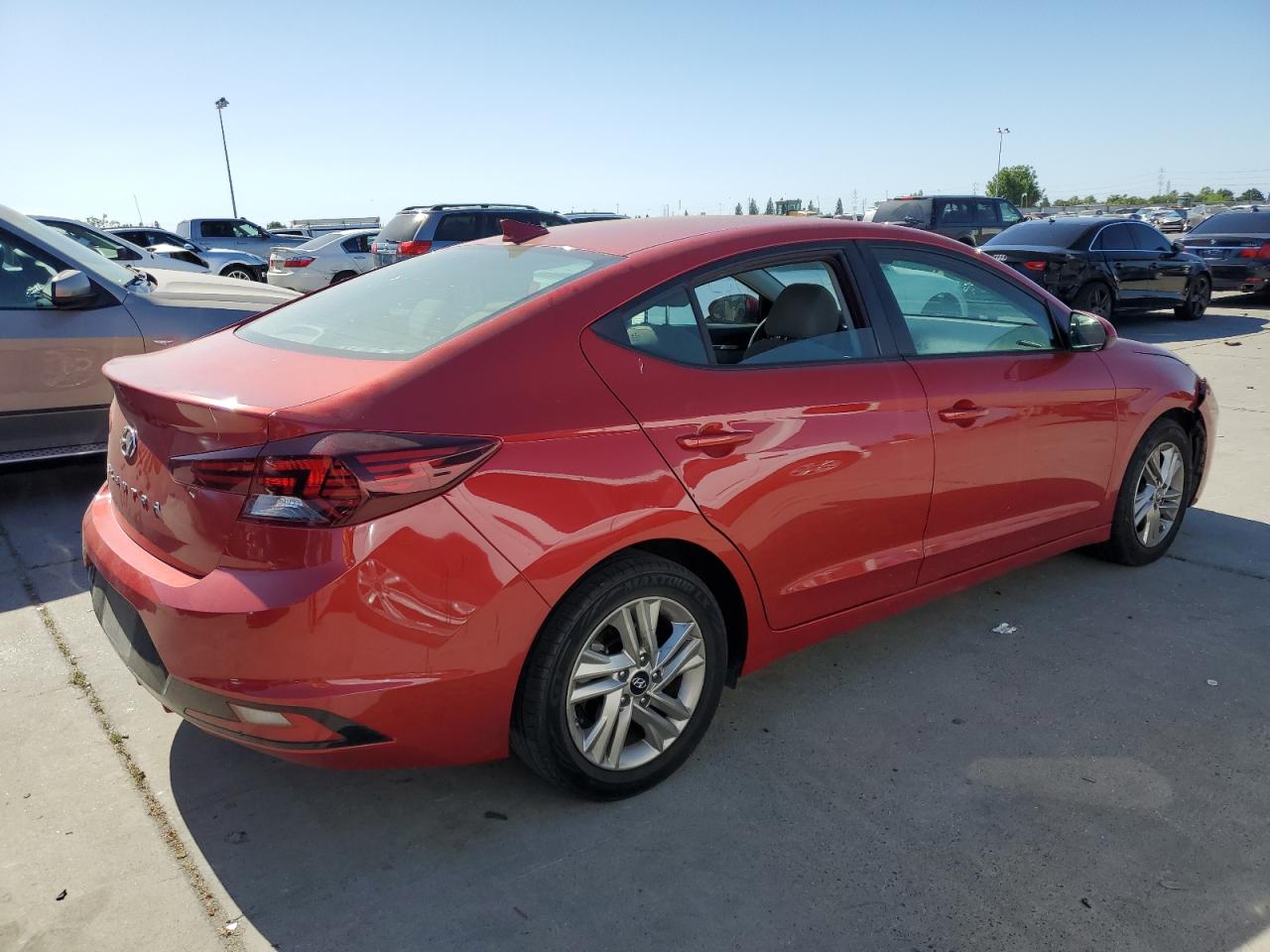 Photo 2 VIN: 5NPD84LF9LH512140 - HYUNDAI ELANTRA 